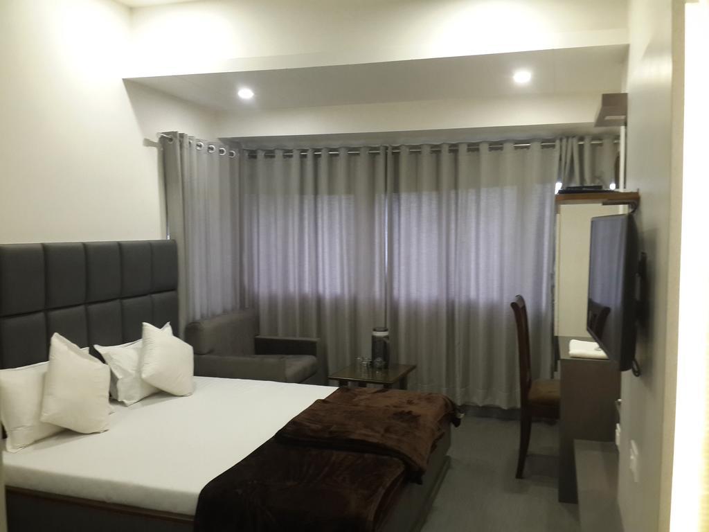 Hotel Oasis Mumbai Bilik gambar